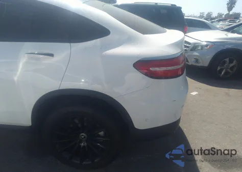 2019 Mercedes-Benz Glc 300 Coupe 4Matic z USA, uszkodzony, nr VIN WDC0J4KB3KF485781